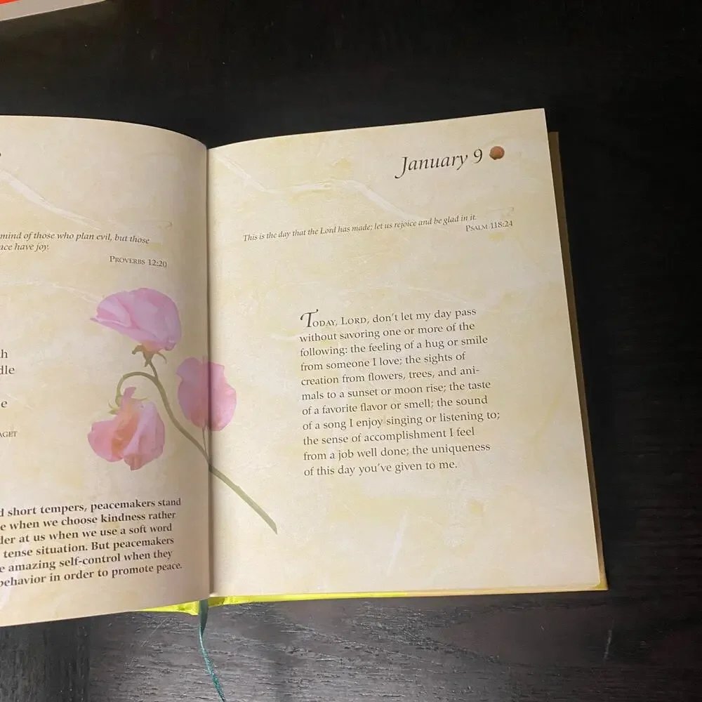 My Personal Daily Prayer Book by Publications International Ltd. Staff 2006